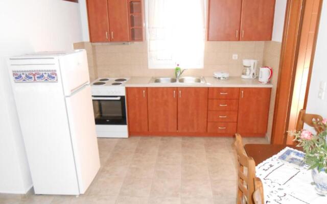 Chrysolithos Kerami Apartments