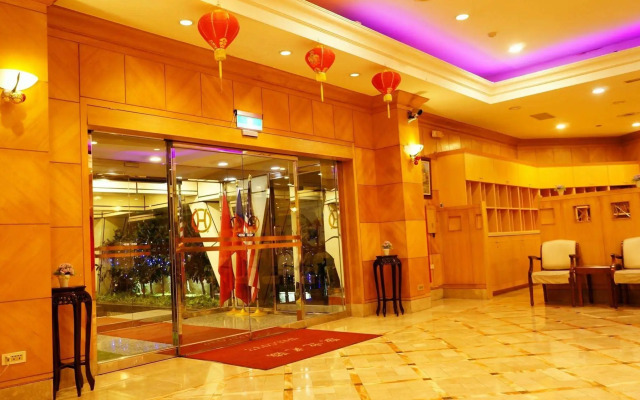 Oriental Hotel