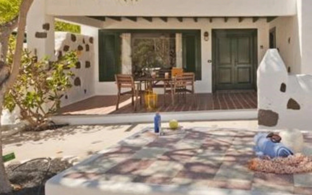 House - 2 Bedrooms with Pool - 102931