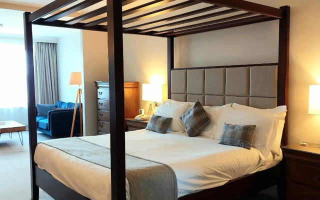 Menlo Park Hotel