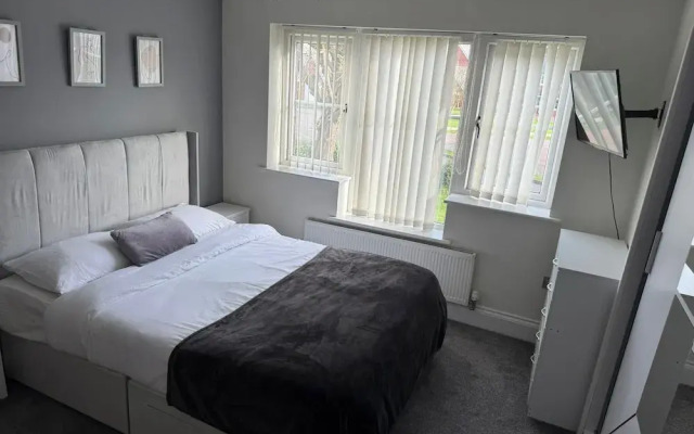 5-bedroom Family Holiday Home Sleeps 7 Garden Parking Pet Friendly North Wales
