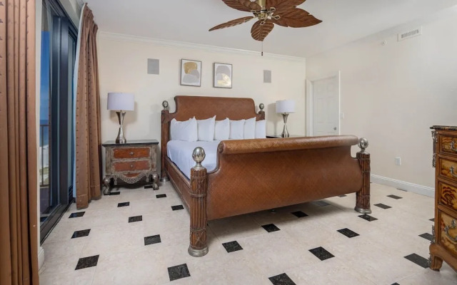 Phoenix X 1509 4 Bedroom Condo