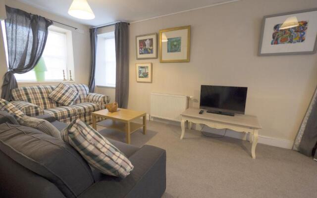 The Gallery Flat, 4 Tannage Brae