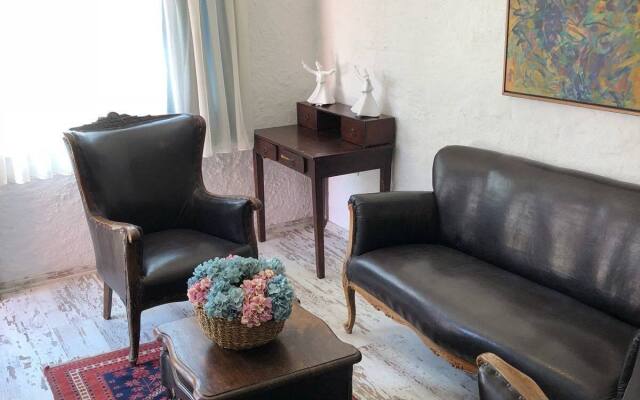 Livan Hotel Deluxe