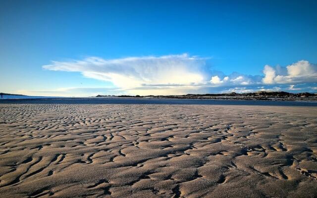 Beautiful 2-bed Apartment in Rhosneigr