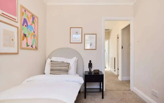 The Randall Retreat Spacious 4bdr Home With Garden