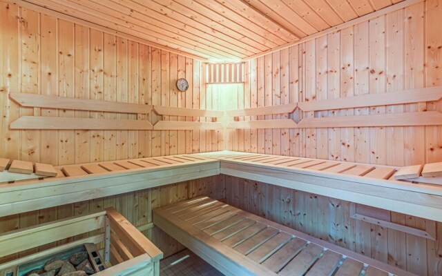 Awesome Home in Friedrichskoog With 3 Bedrooms, Sauna and Wifi