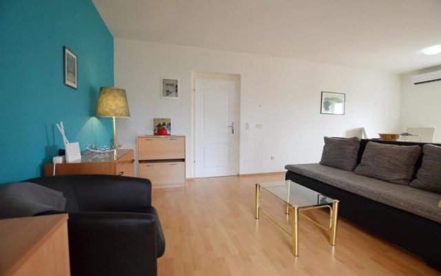 Kliska in Rovinj With 1 Bedrooms and 1 Bathrooms