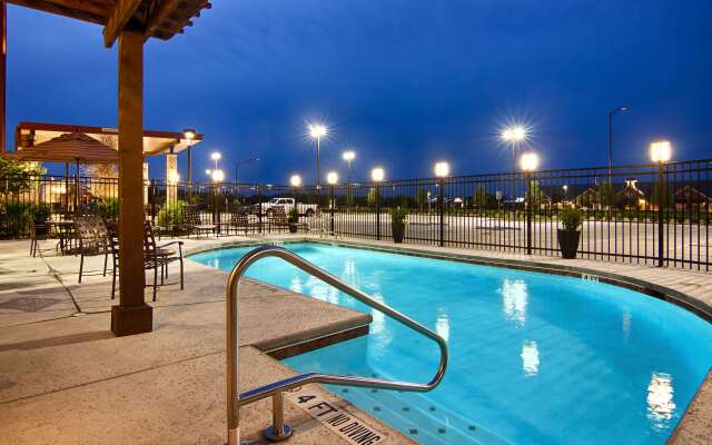 Best Western Plus College Station Inn & Suites