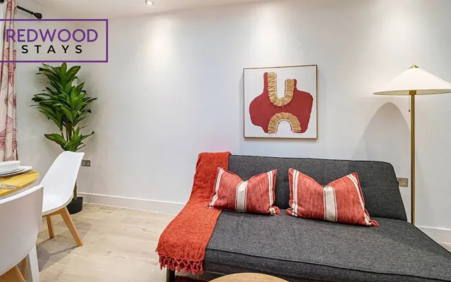 Ragan Court Apartments in Aldershot