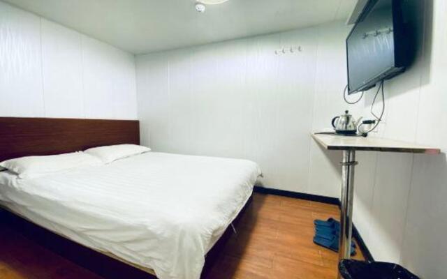 Huike Hostel