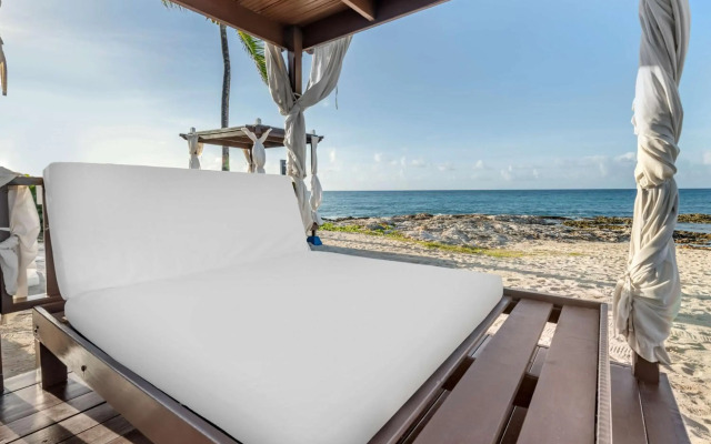 Hilton Vacation Club Flamingo Beach St. Maarten