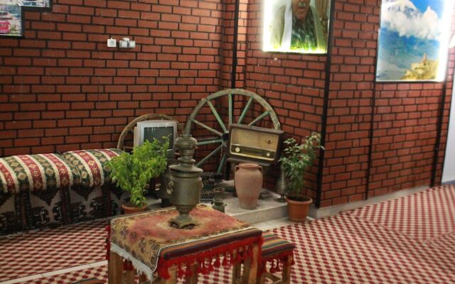 Ak Asya Hotel