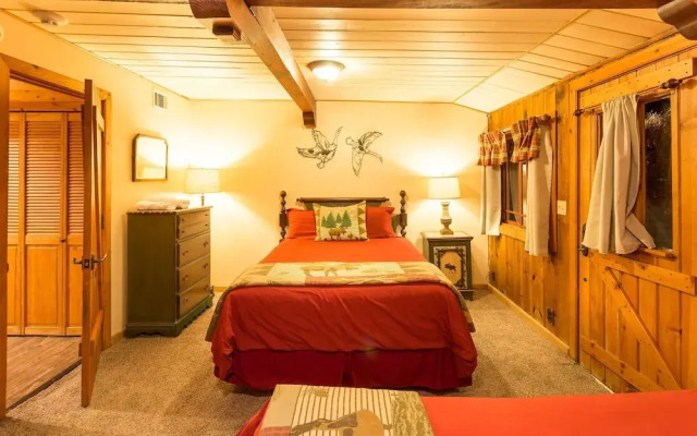 Arrowhead Pine Rose Cabins
