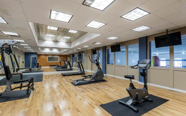 Quality Inn & Suites Event Center