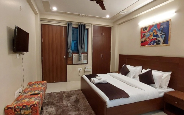 The Lodgers Two BHK serviced Apartment