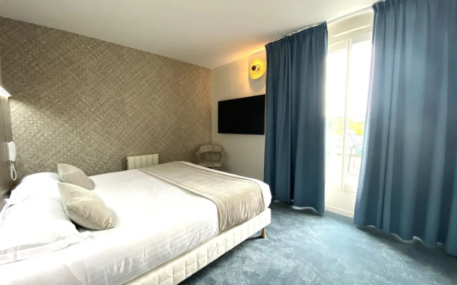 BRIT HOTEL Fougères - Hôtel du Parc 3*