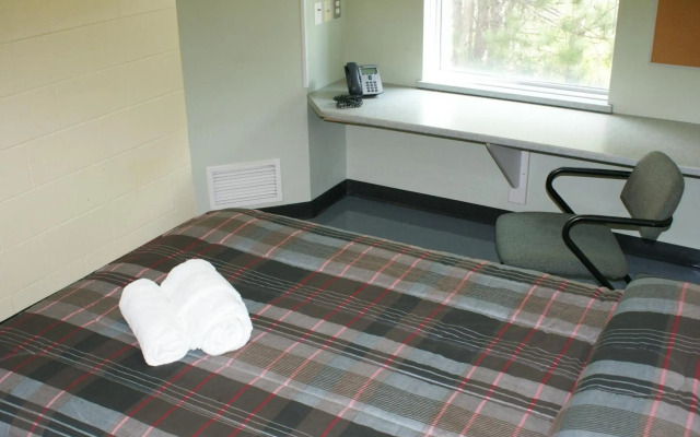 Residence & Conference Centre - Sudbury West