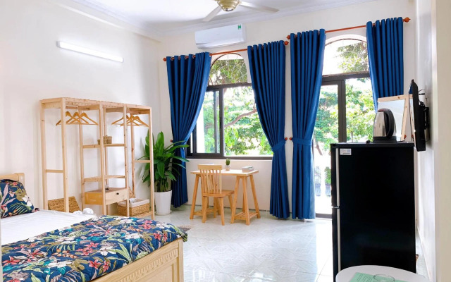 Xoai Xanh Hostel & Villa