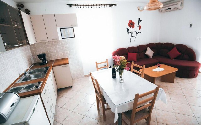 Nice Home in Vodice With Wifi and 3 Bedrooms