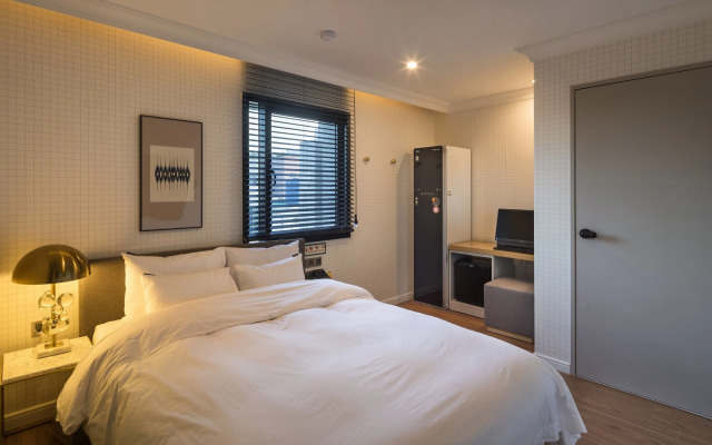 Busanjin Brown-dot hotel