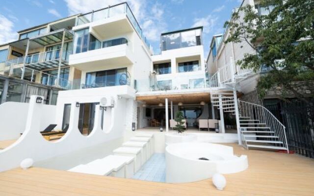 Yunyi Boutique Lake View Inn