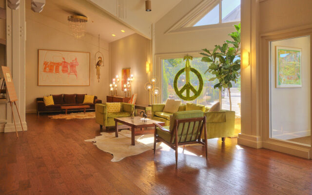 Ashland Hills Hotel & Suites