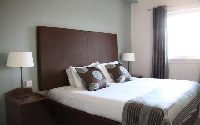 Cairn Hotel