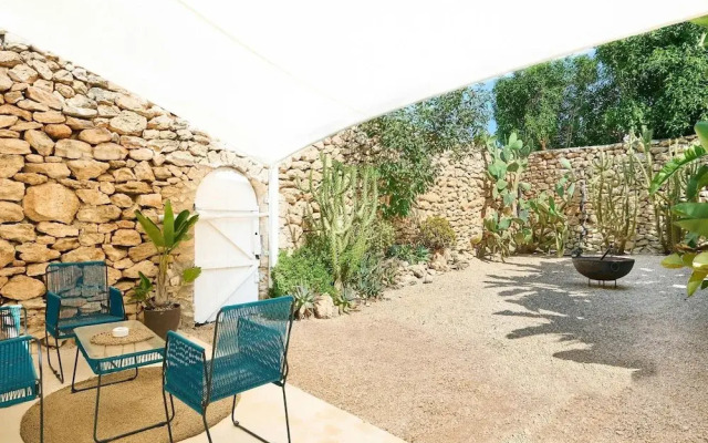 Lavish Villa Near Cala Llonga