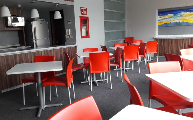 Hotel Block Suites