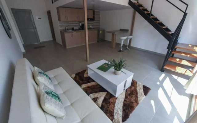 303-APARTAESTUDIO DUPLEX EN GRANADA PARA estrenar