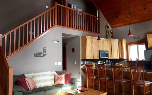 River Rock Mountain Cabin