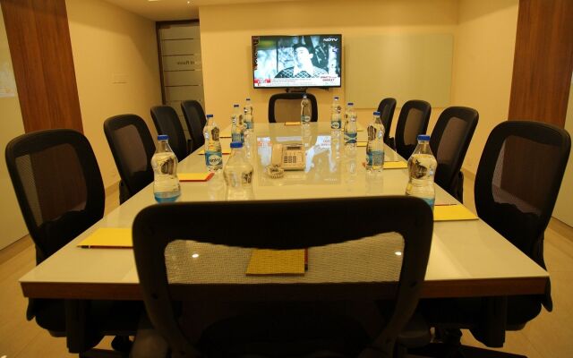 The Pommels Business Hotel