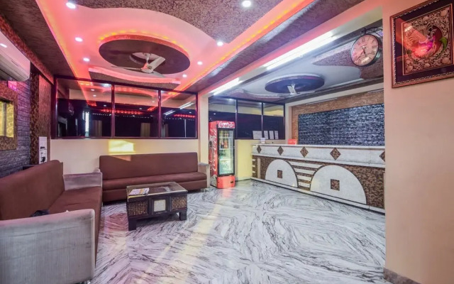 OYO 22052 Htl Kingdom Palace