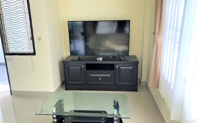 Large Ground Floor Studio at Baan Suan Lalana