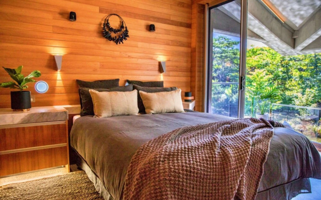 Alkira Award Winning Luxury Holiday Home