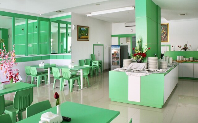 Airy Greenland Ahmad Yani Batam