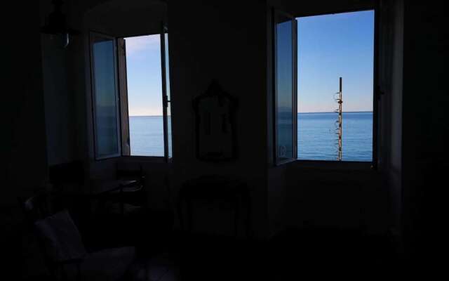 Le Finestre sul mare