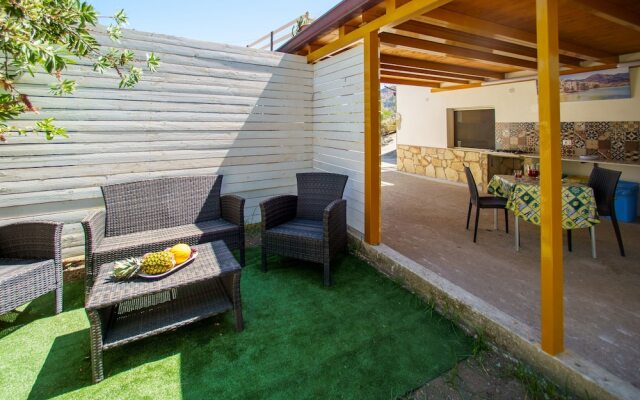 Casa La&Pe sul lungomare by Wonderful Italy