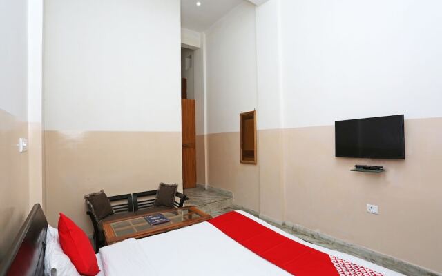 Hotel Jay Continental By OYO Rooms