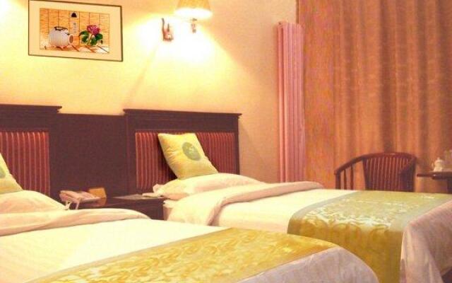 Universal Jinghang Airport Hotel