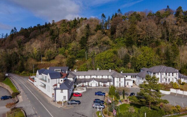 Woodenbridge Hotel