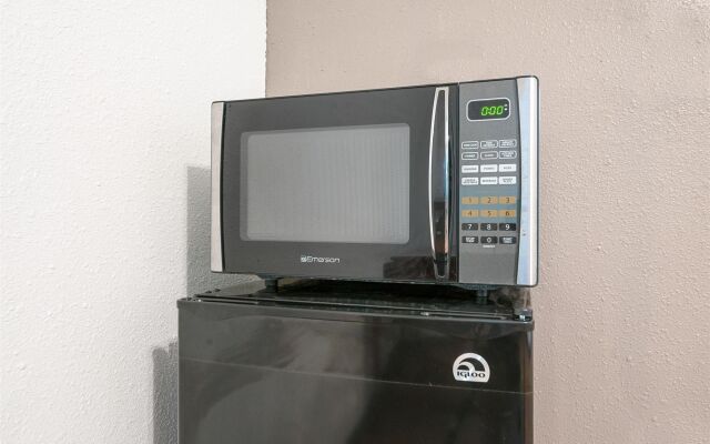 Motel 6 New Iberia, LA