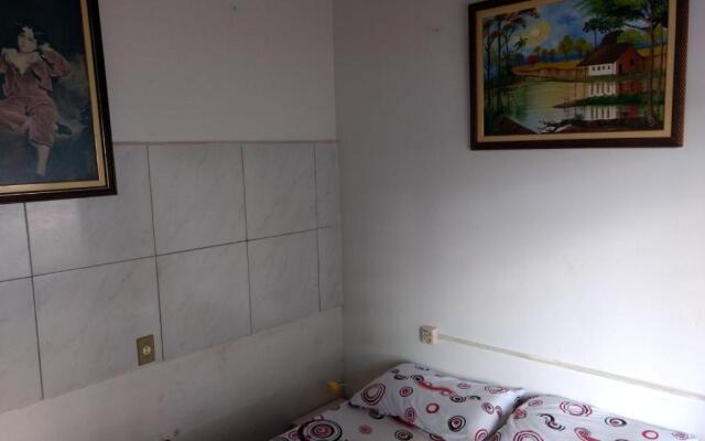 Lar Doce Lar Hostel & Pousada