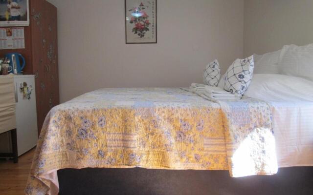 Rm Antonio on Dumanica St - En-suite Rm 5 min to the Old Town of Split