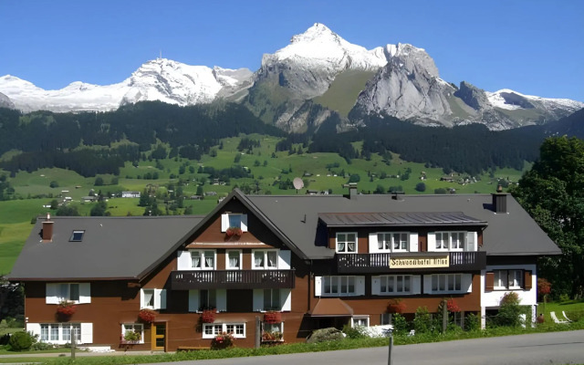 Gade Lodge