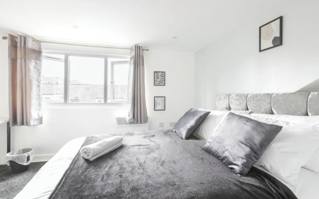 Cosy Apartment Near Leeds City Centre