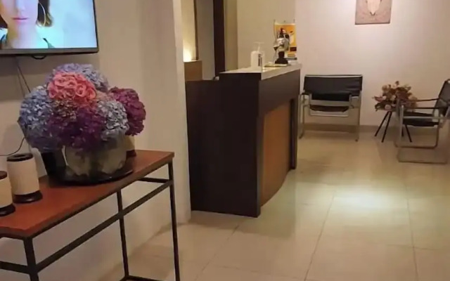 Senayan Suites