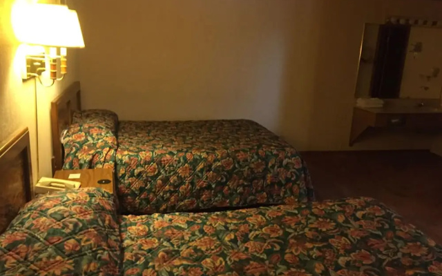 Du Wayne Motel