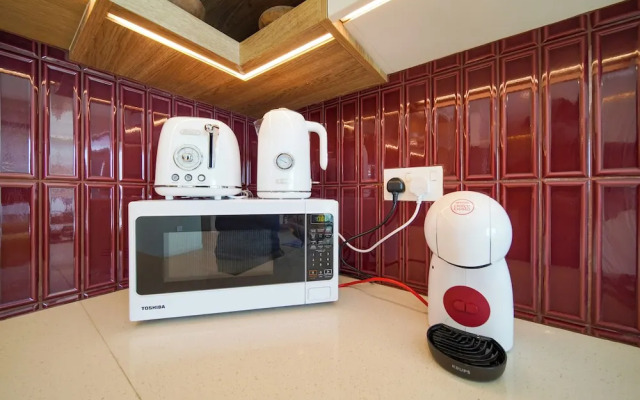 PVH - 2BR Artistic Retreat in Downtown Views 2